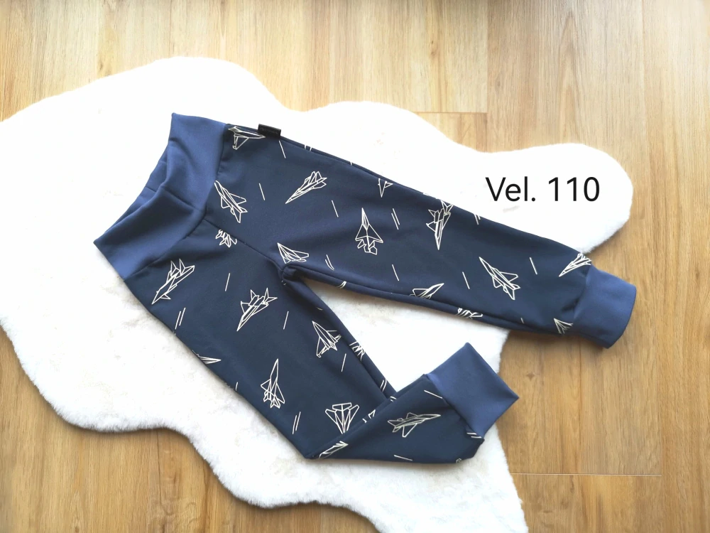 tepláky se stíhačkami na tmavší modrošedé - vel.110