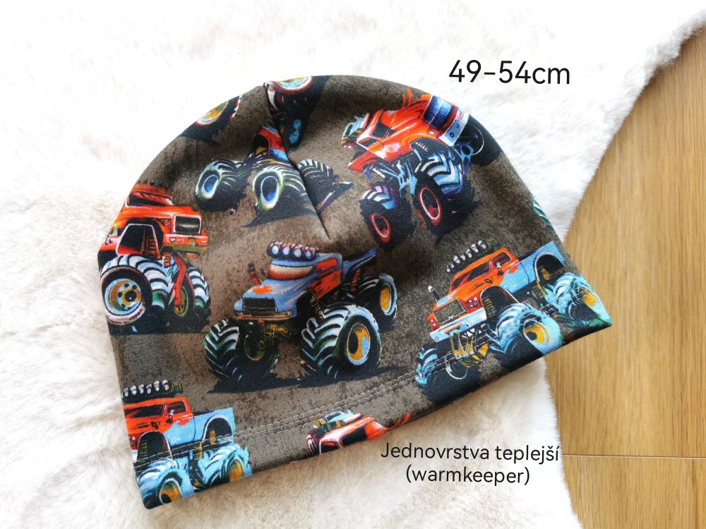 jednovrstvá teplá čepice - Monster Trucky - obvod 49-54cm (4-8let)