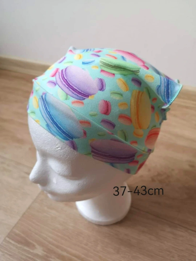 šátek s motivem makronek - pro obvod 37-43cm