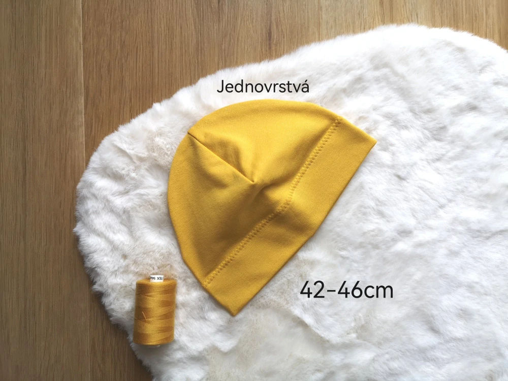 jednovrstvá čepice HOŘČICOVÁ - pro obvod 42-46cm (5 měsíců - 1 rok)