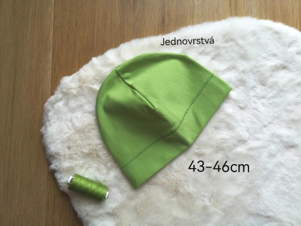 jednovrstvá sv.zelená čepice - pro obvod 43-46cm (6měsíců - 1 rok)