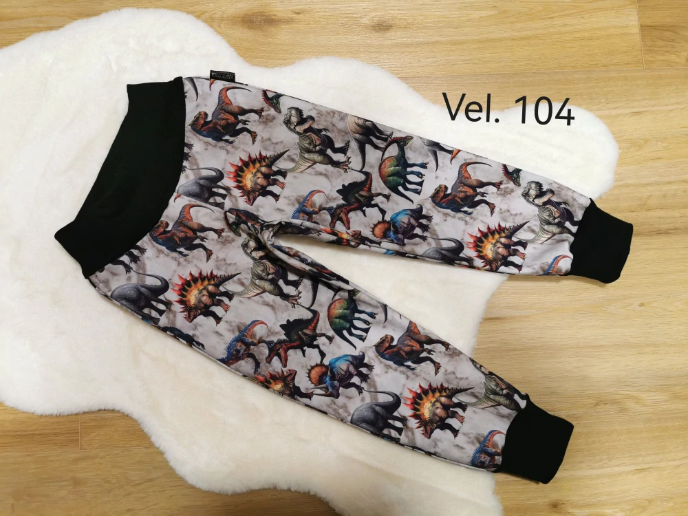 Dětské zimní softshellové kalhoty s fleecem - dinosauři černí - vel.104