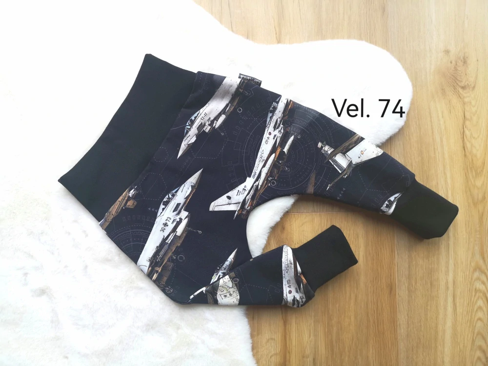 tepláčky -STÍHAČKY, černý náplet - vel.74