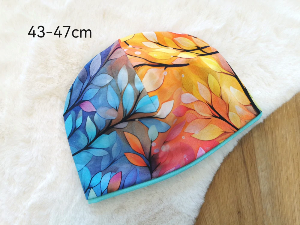 klasická dvouvrstvá čepice - BAREVNÉ LÍSTKY - obvod 43-47cm (6měsíců-2roky)