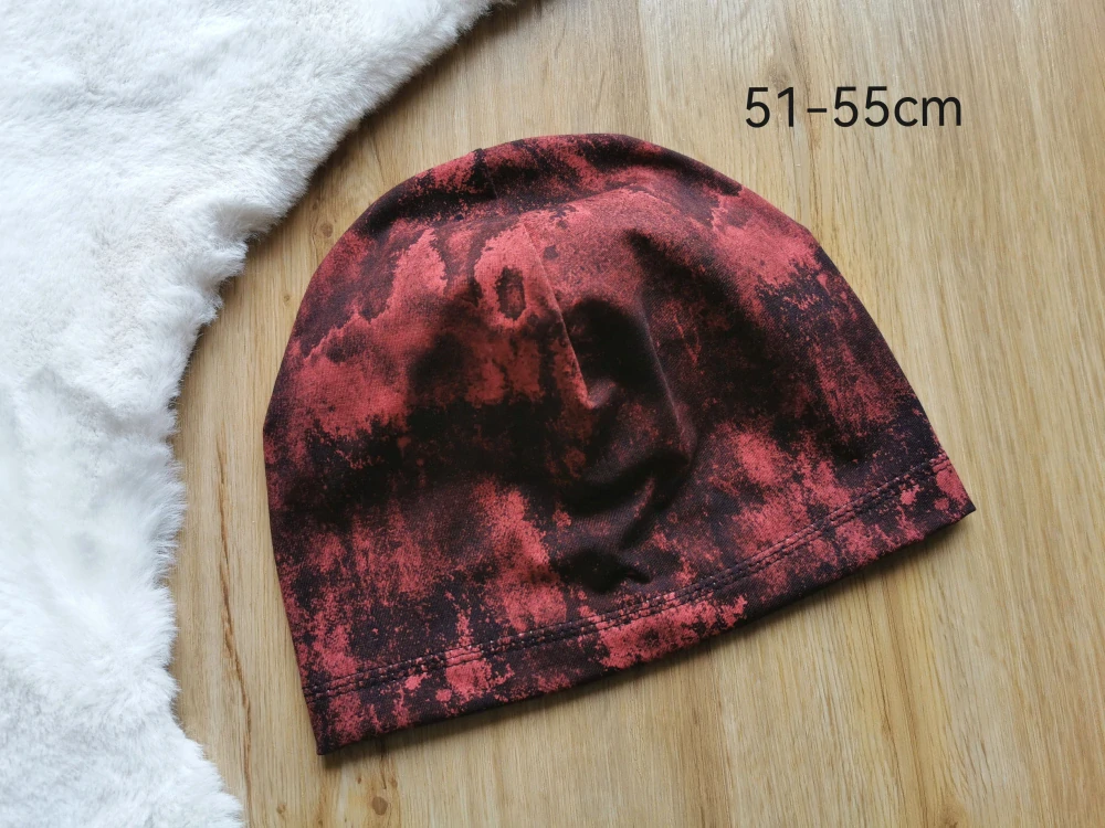jednovrstvá čepice VÍNOVÁ IMITACE BETON - obvod 51-55cm (6let a více nebo jako dámská)