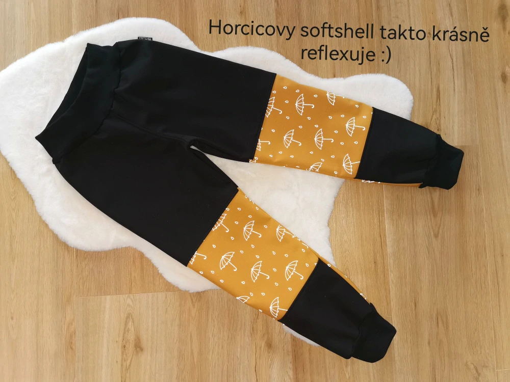 Dětské zimní softshellové kalhoty s fleecem - reflexní deštníky - vel.134
