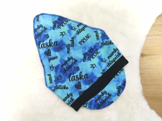 šátek s kšiltem, vzor mamky chlapeček, obvod hlavy 46cm