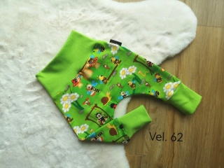 tepláčky - BERUŠKY A VČELKY, sytě zelený náplet - vel.62