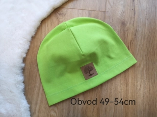 jednovrstvá čepice neon zelená s koženk.štítkem stromu - obvod 49-54cm (4-8 let)