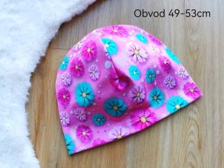 jednovrstvá čepice RŮŽOVOSMARAGDOVÉ KYTIČKY - pro obvod 49-53m (4-7let)